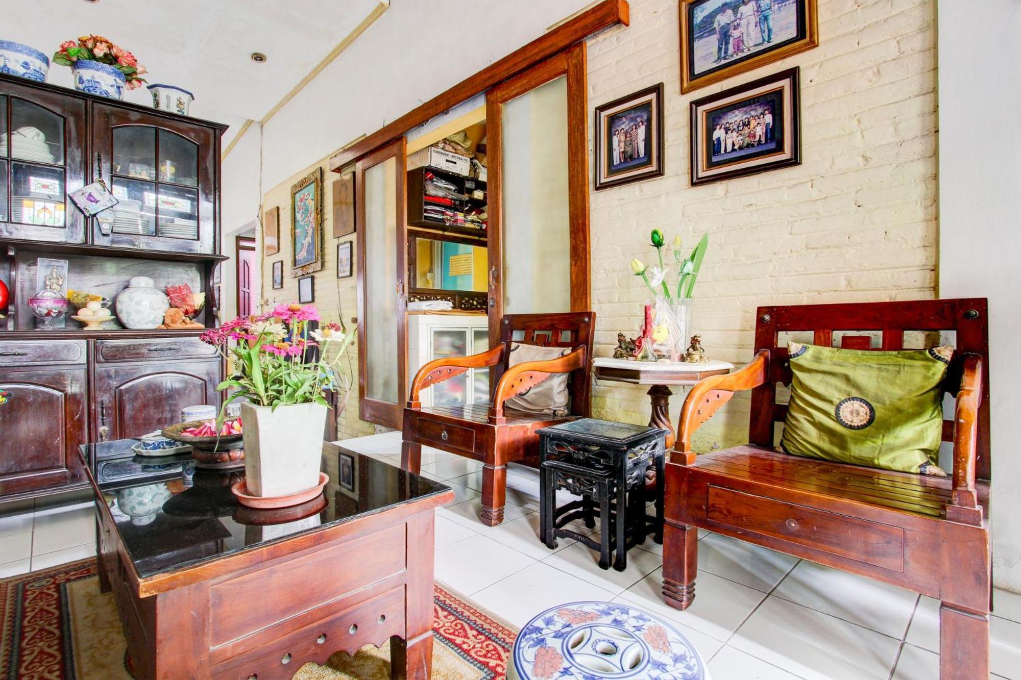 Oyo 94000 Omah Citra Genia Homestay Ngaglik Luaran gambar